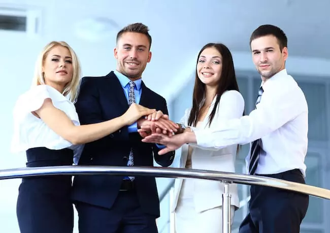 company-team-building company-team-building